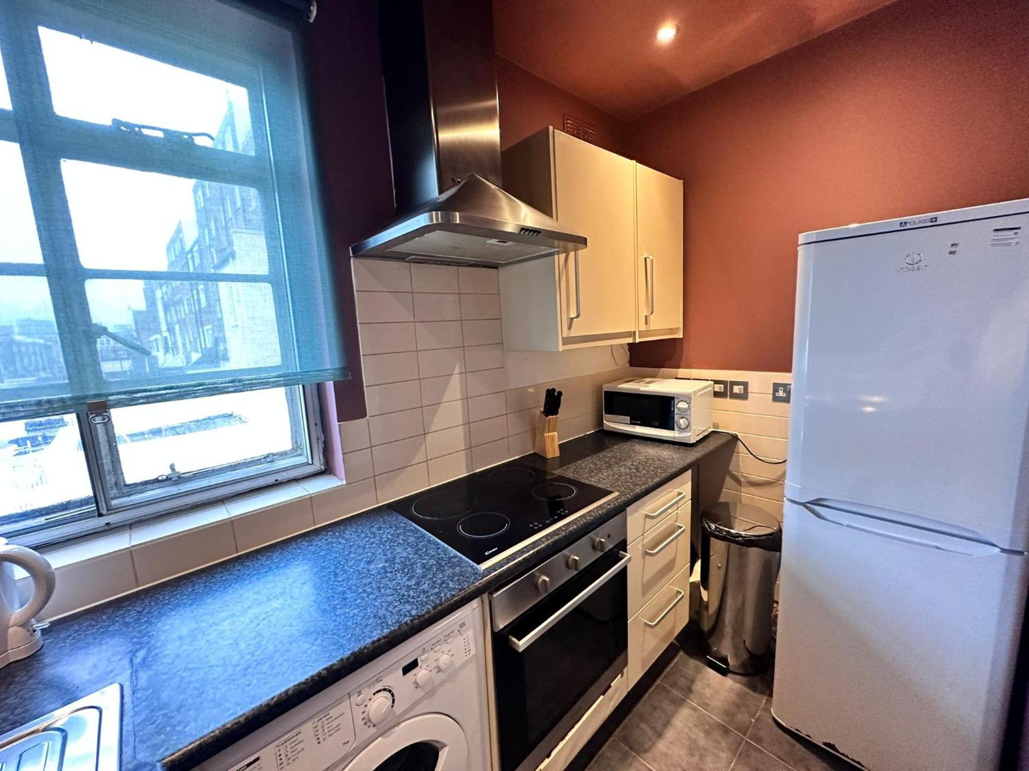 Paddington Station - 2-Bedrooms, 2-Baths And Living Room - Posh Apartment In Central ลอนดอน ภายนอก รูปภาพ